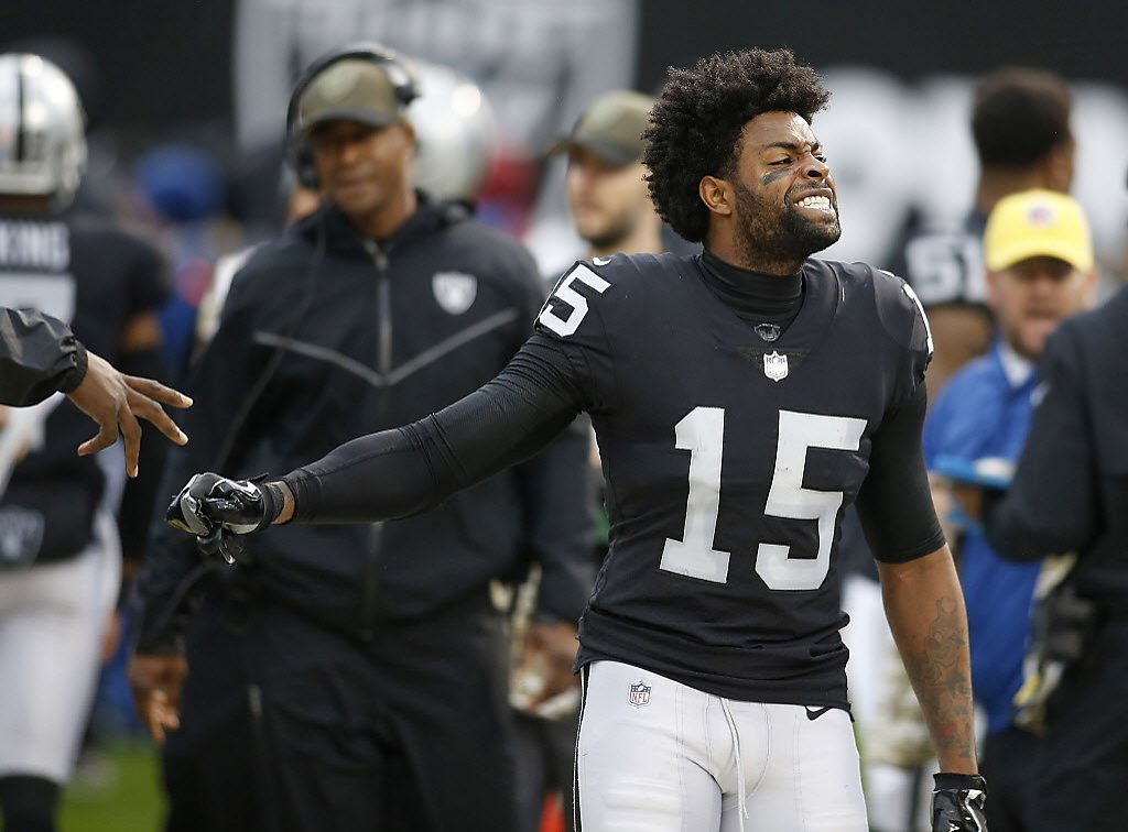 NFL suspends Raiders' Michael Crabtree 2 games for fight with Broncos