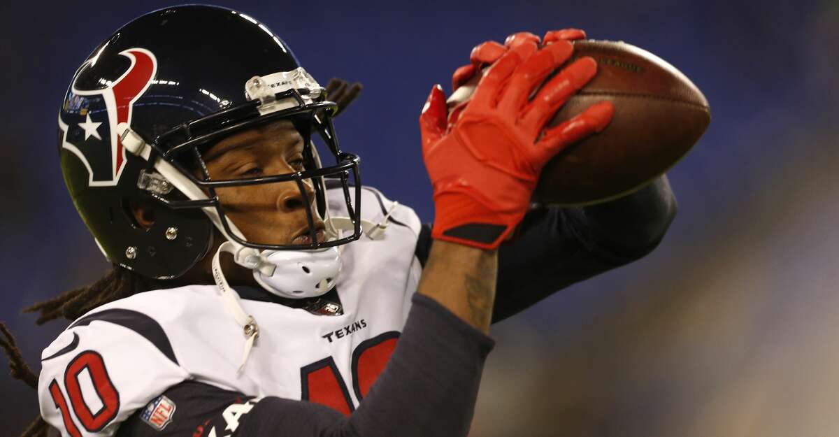 Houston Texans wide receiver DeAndre Hopkins (10) warms up before an NFL football game at M & T Bank Stadium on Monday, Nov. 27, 2017, in Baltimore. ( Brett Coomer / Houston Chronicle )