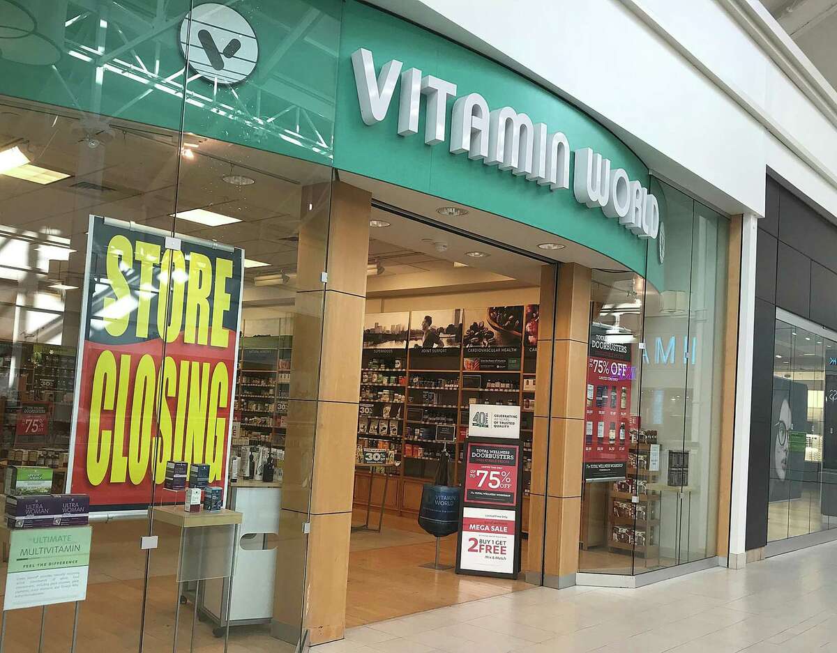 Vitamin World starts store closing sales