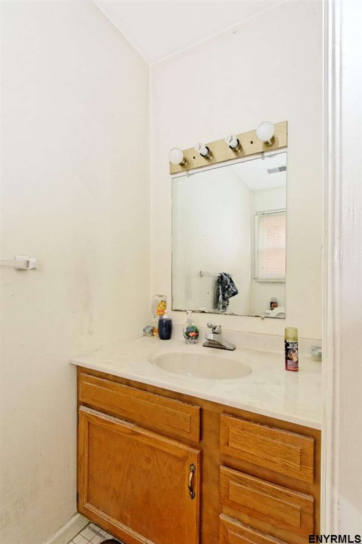 Duplexes for sale in Albany, Schenectady, Troy and Saratoga Springs