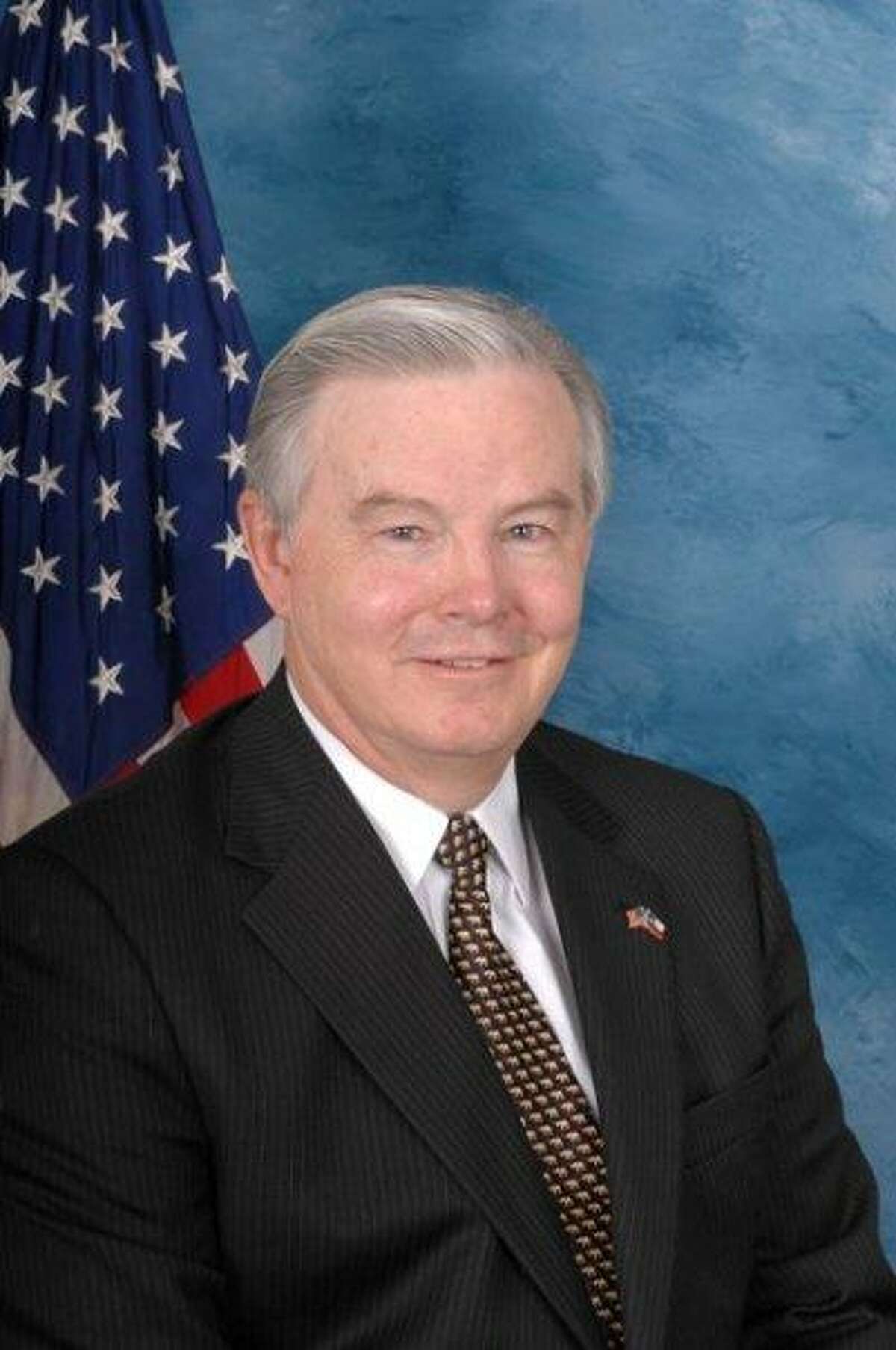 With disgraced Congressman Joe Barton in full damage-control mode over the revelation of a nude “sexting” photo on the internet, some grass-roots Republicans in the Dallas metroplex are calling on him to resign.