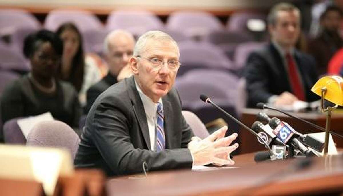 Lawmakers ponder regulations for healthcare negotiations