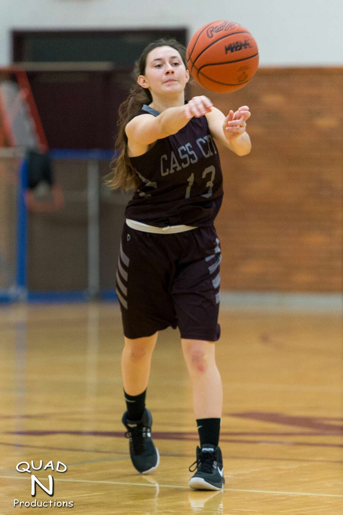 Area Basketball Cass City, Sandusky earn big wins to start the season