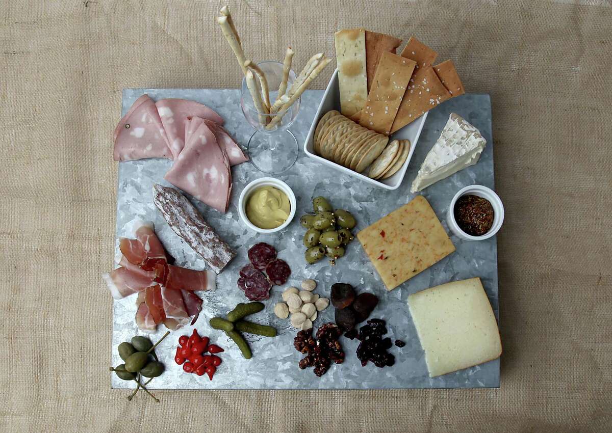 Your nofail DIY guide to building a charcuterie board