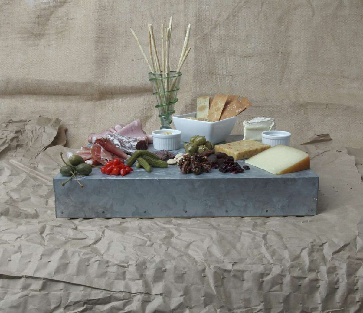 Your nofail DIY guide to building a charcuterie board