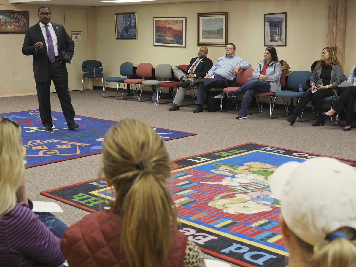 MISD Superintendent Orlando Riddick speaks 11/29/17 at the Gifted and Talented parents meeting at the downtown Library. Tim Fischer/Reporter-Telegram