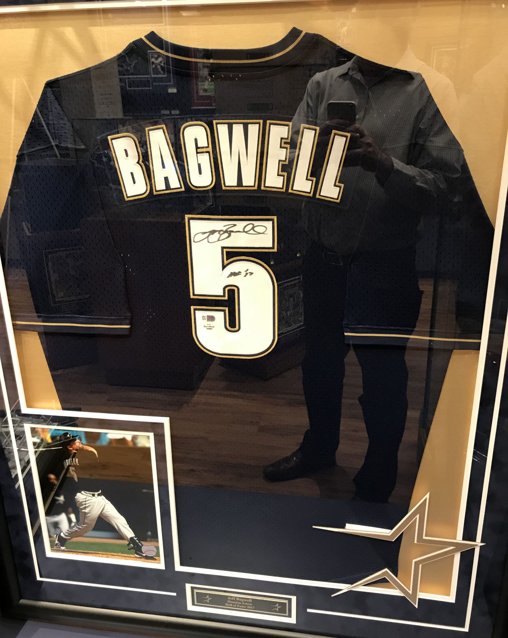 Jeff Bagwell Autographed Signed HOF Baseball Jersey Astros Framed PSA/DNA