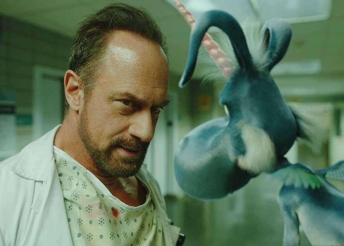 Christopher Meloni plays Nick Sax, a cop turned hit man, and Happy is a unicorn voiced by Patton Oswalt in “Happy!”