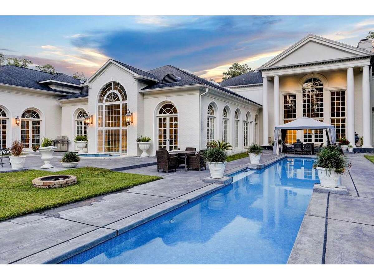 Houston's Rivercrest is a pricey enclave of homes, with lots 3 acres