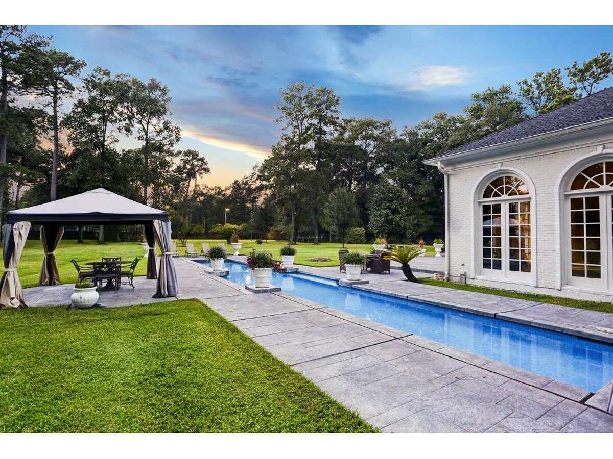 Houston's Rivercrest is a pricey enclave of homes, with lots 3 acres