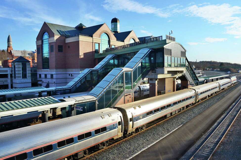 Repairs will shift Amtrak's Rensselaer trains to Grand Central Terminal