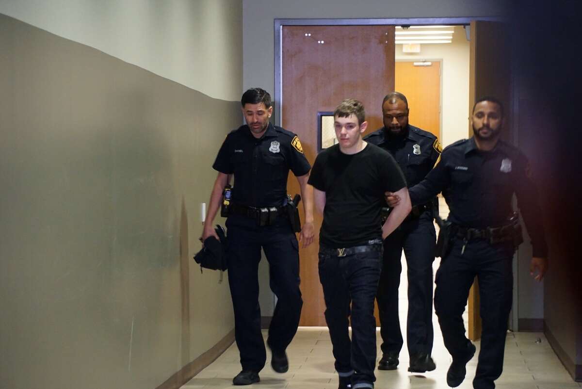 SAPD Suspect, arrested in Thanksgiving day shooting of 10