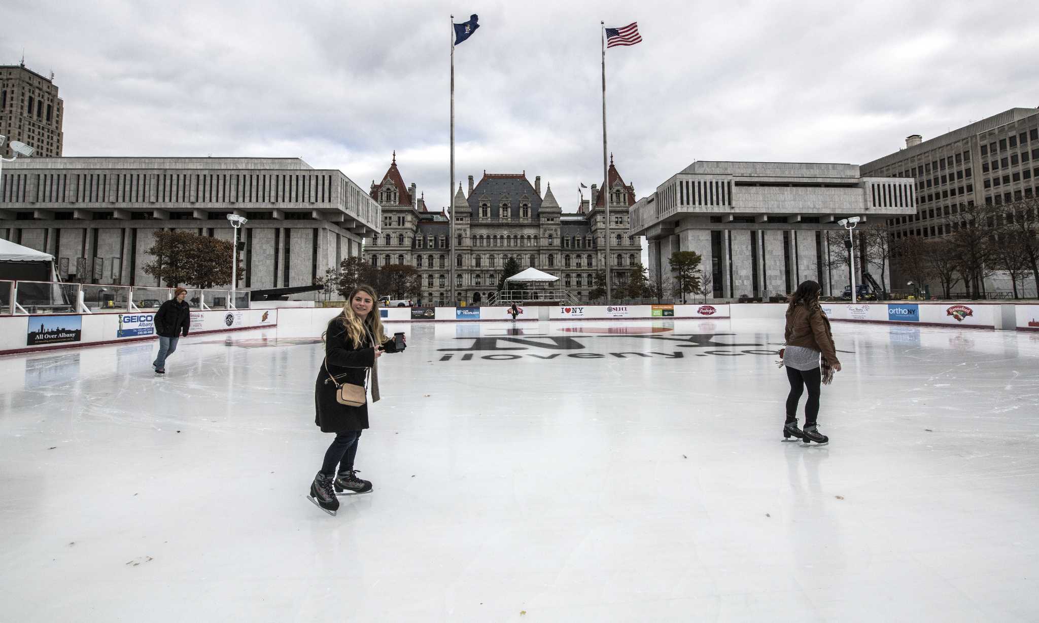 Empire State Ice rink closed due to extreme cold