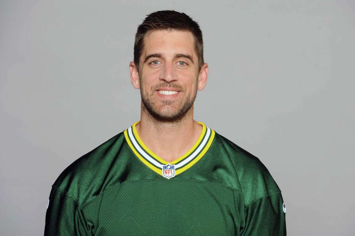 Aaron Rodgers returns to practice field for first time since Nov. 19