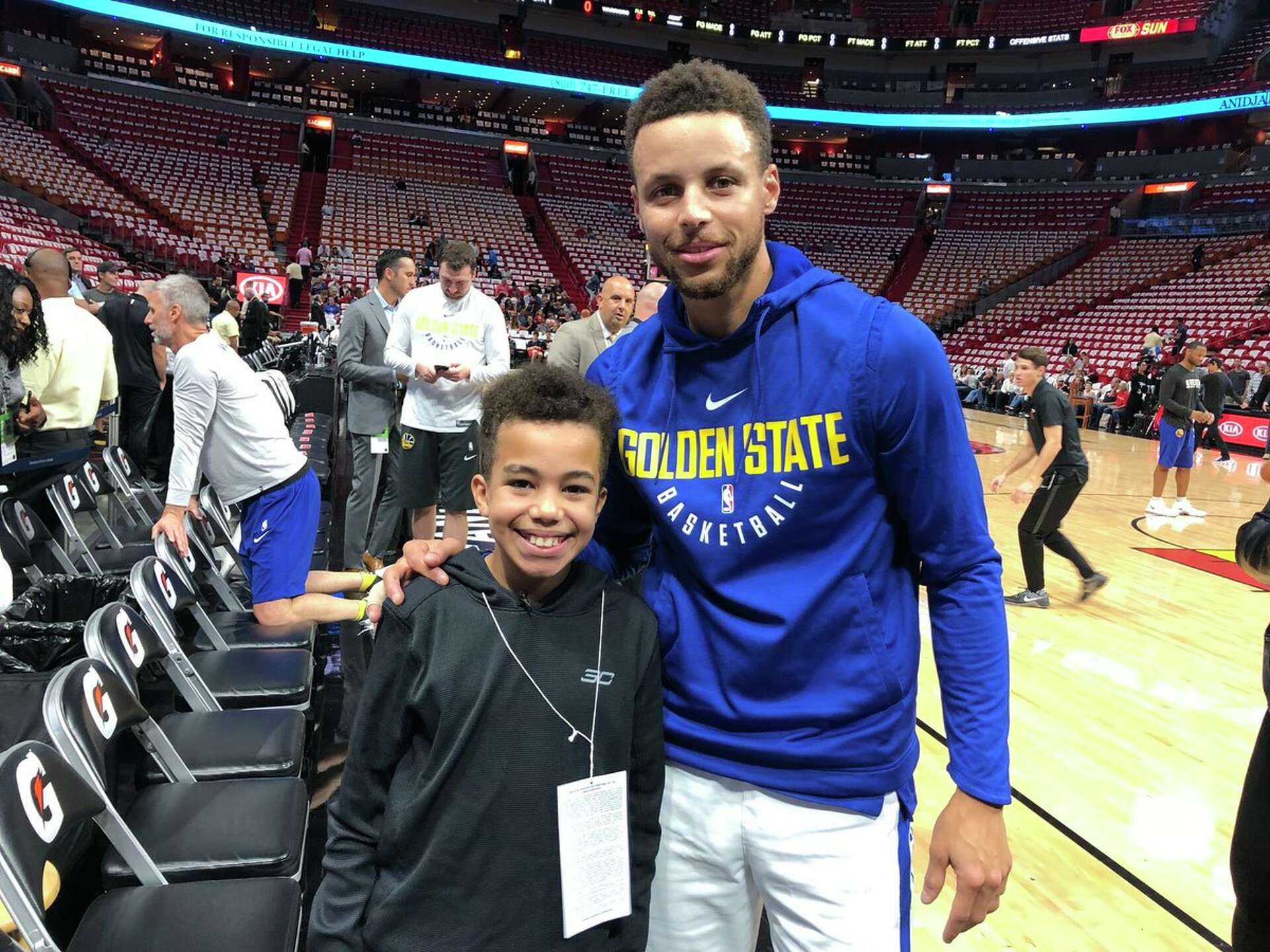 Boy whose Warriors love went viral gets to meet Steph Curry