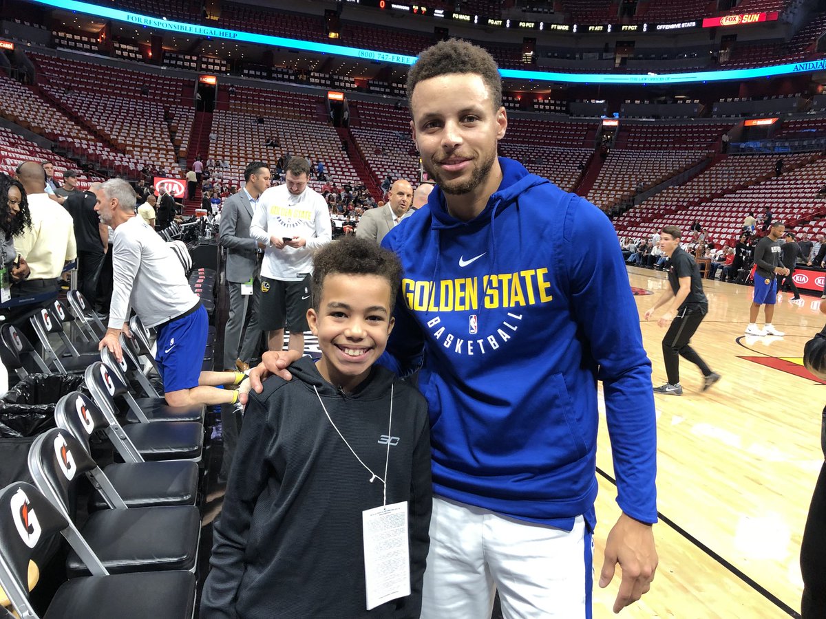 Boy whose Warriors love went viral gets to meet Steph Curry