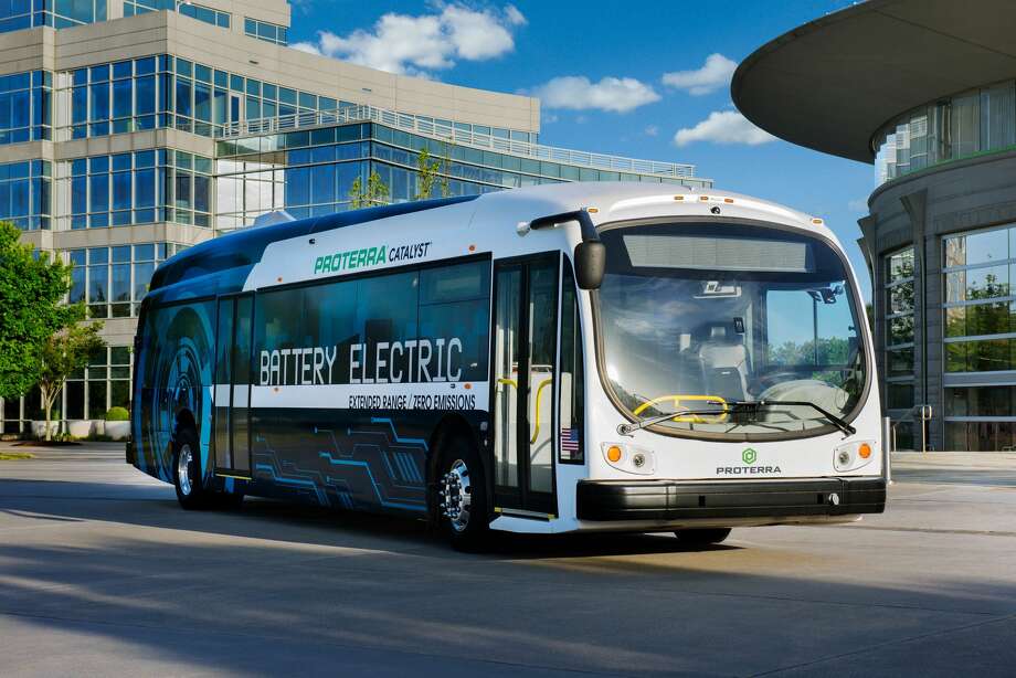 Traffic Plagued Yosemite Valley Getting Cleaner Buses Sfgate Yosemite S First Zero Emission Electric Bus The Proterra Catalyst Will Soon Be Shuttling
