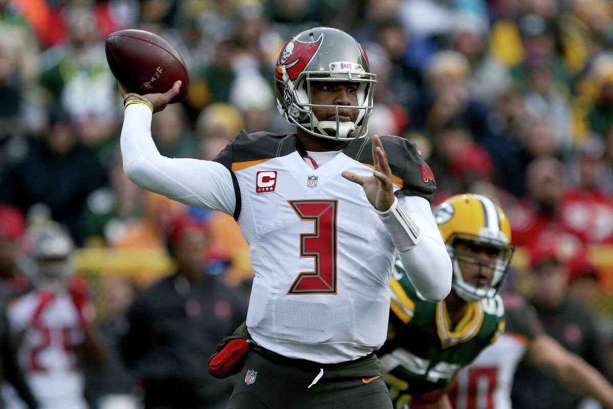 Jameis Winston of Tampa Bay Buccaneers throws pick-6 on first