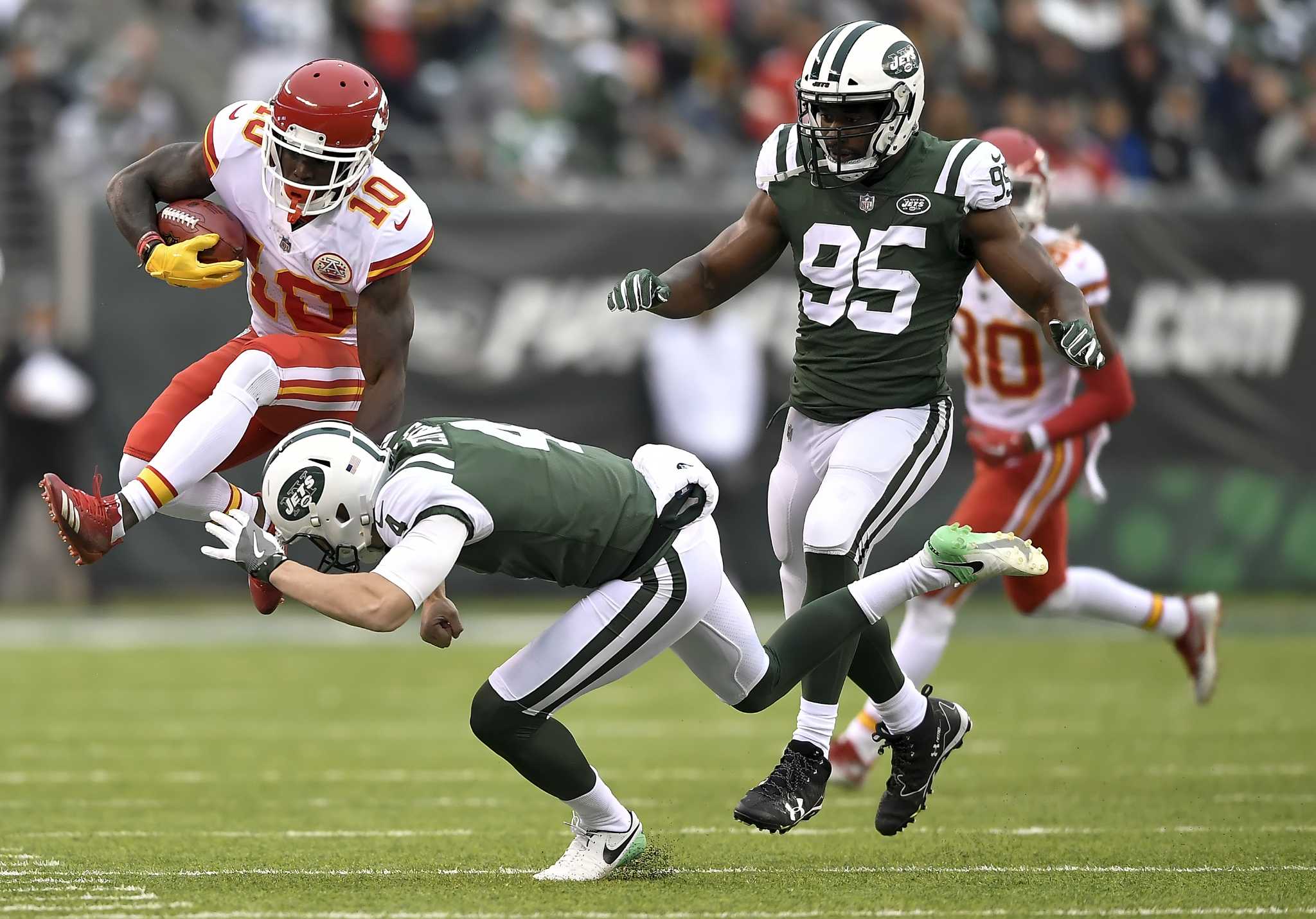 Chiefs' Tyreek Hill Suspended From Team Activities In Wake Of Audio ...