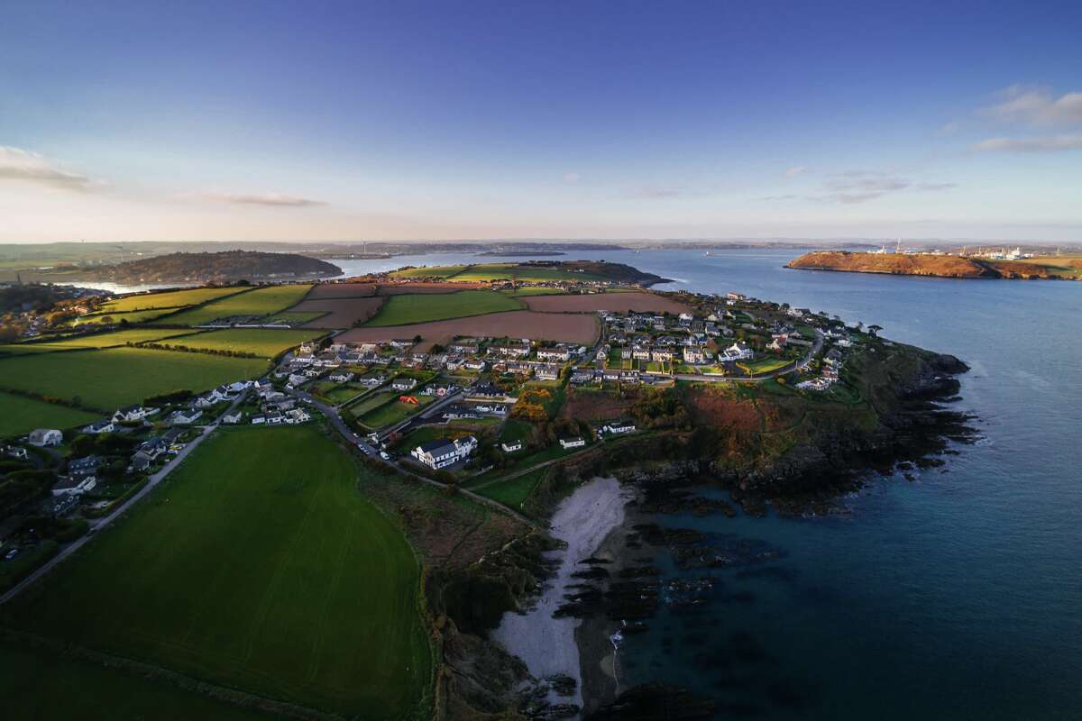 The coastal town of Crosshaven, County Cork, Ireland is just south of the village of Ringaskiddy. Ringaskiddy citizens say fumes from the local Pfizer Viagra plant are affecting men in the village.
