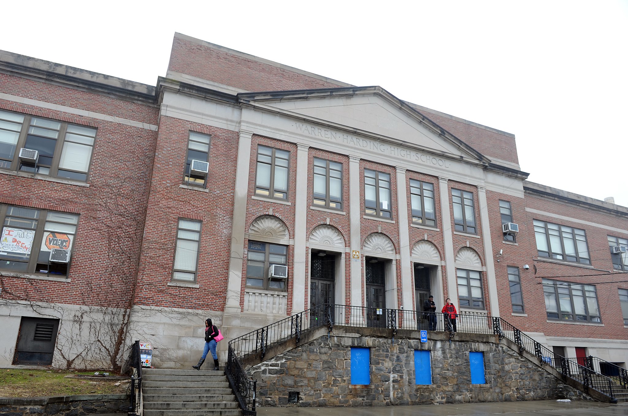 Police Bridgeport high school locked down after staffer threatens