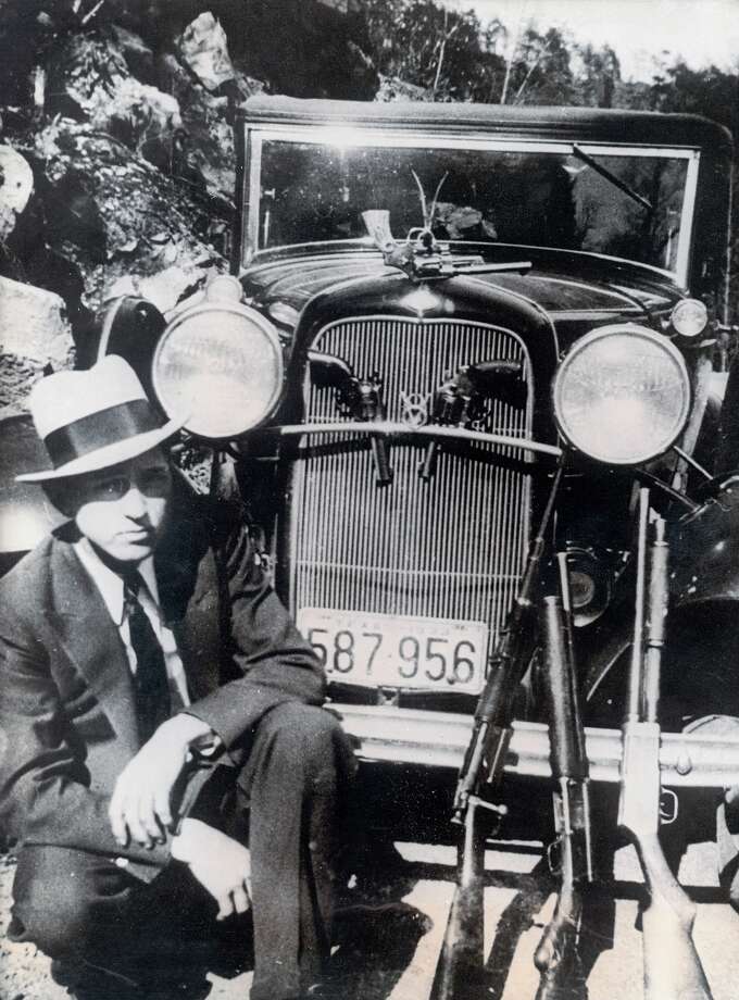 Rarely Seen Bonnie And Clyde Photos Featured In Dallas Gallery Now Privately Owned Houston