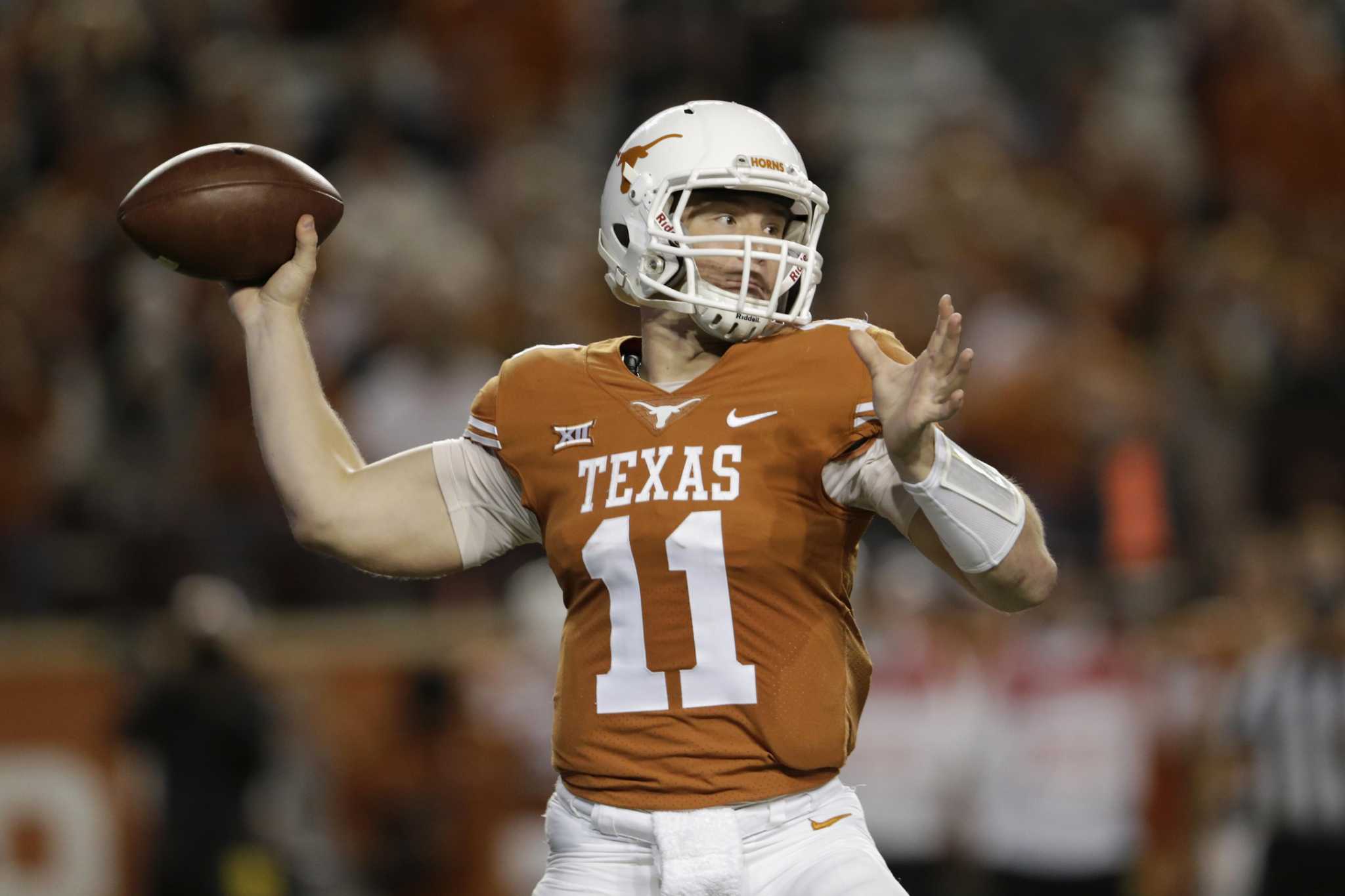 Tyler Ehlinger Texas QB Sam Ehlinger a true gunslinger