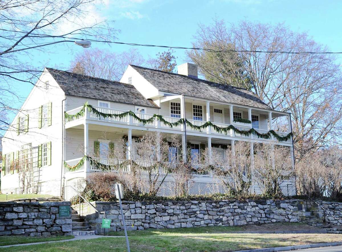 Guide to historic and famous Connecticut homes
