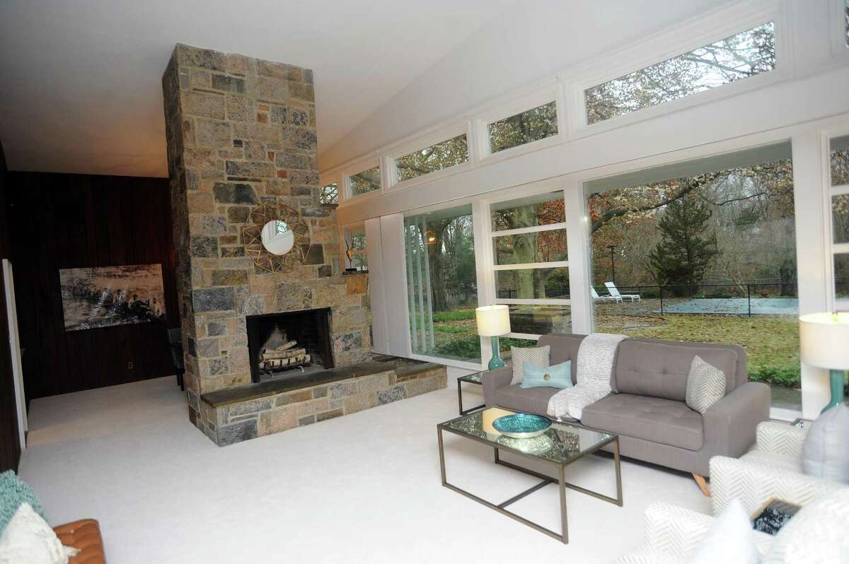 Midcentury modern North Stamford home has creative roots