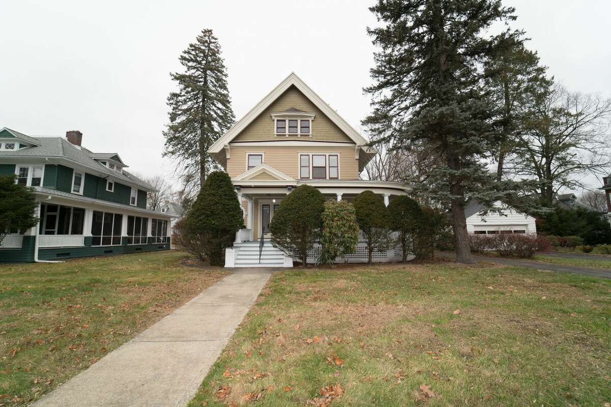 House of the Week Victorian in Troy