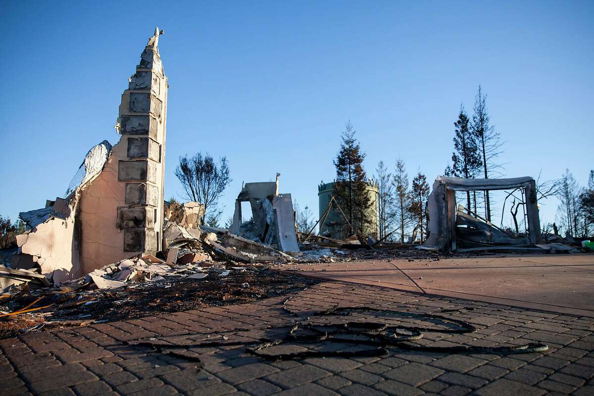 The ruins of the Sweeney residents destroyed by fire in Santa Rosa, California, USA 7 Dec 2017.
