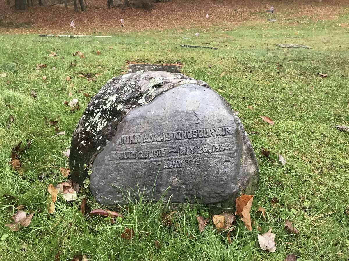 Woodstock Artists Cemetery good place to ponder art's power