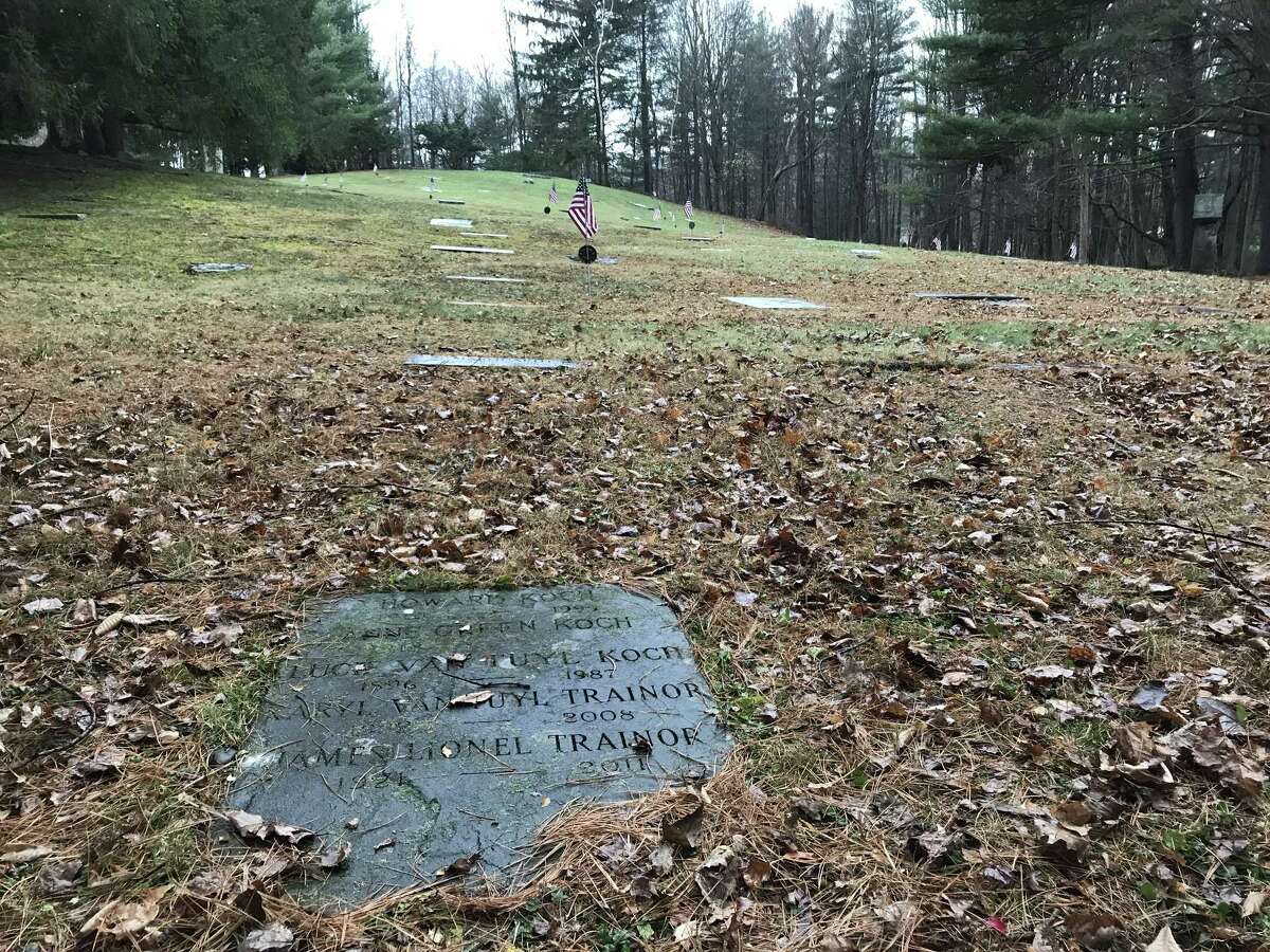 Woodstock Artists Cemetery good place to ponder art's power