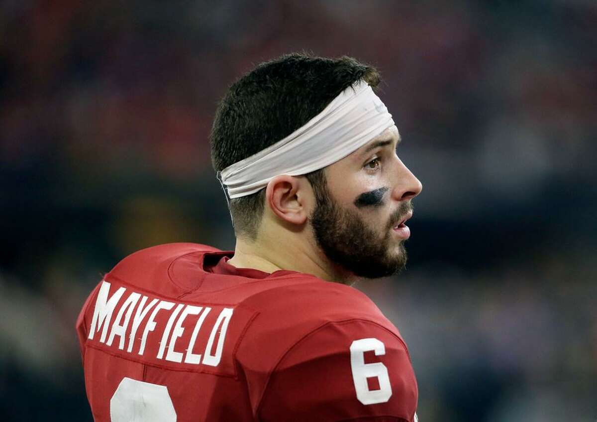 Oklahoma's Mayfield named Big 12 offensive player for 2nd time