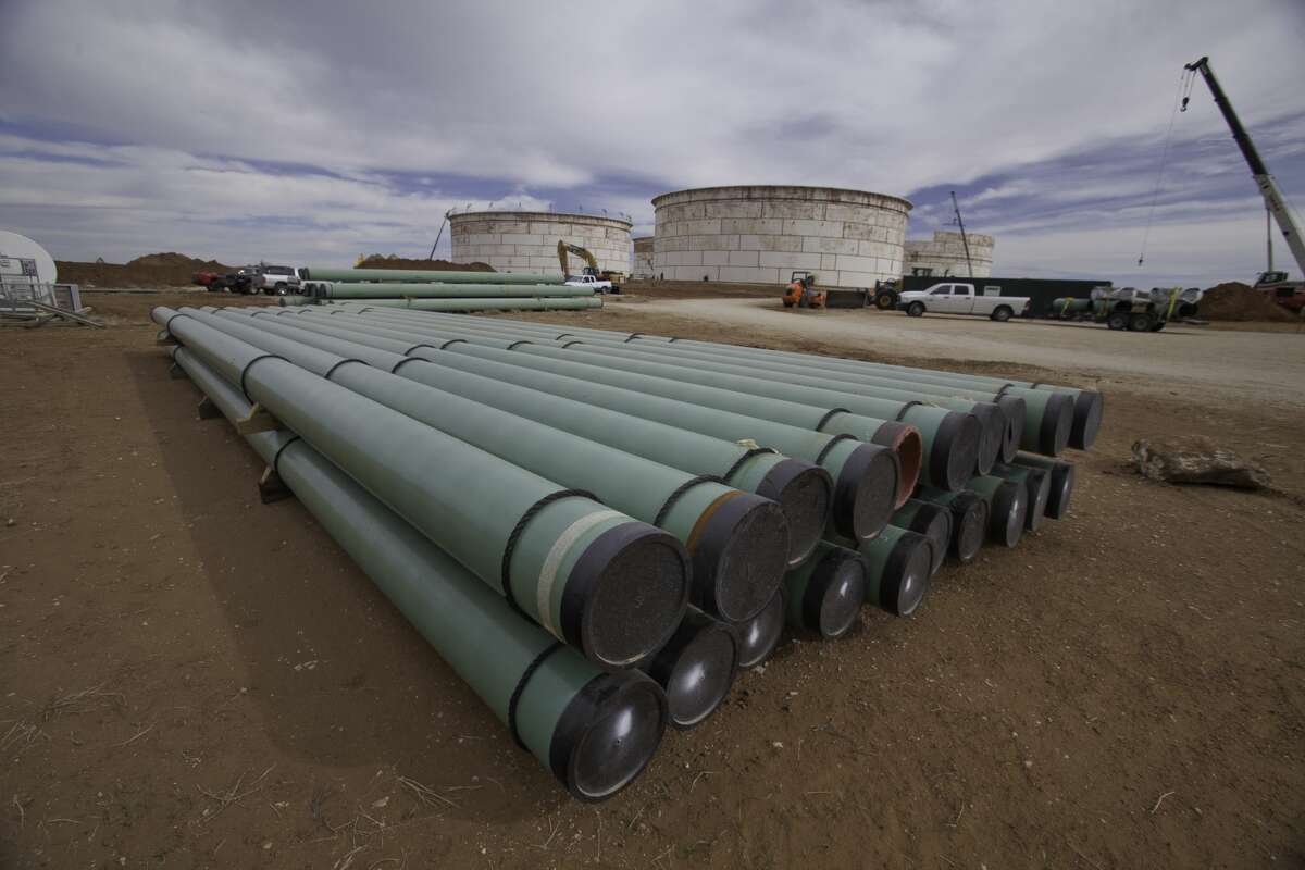 The industry was surprised by the upside, with technology such as longer laterals and completions boosting production alongside rising exports and recovering world oil prices, Snyder said. Output rose too fast for pipelines to react, and this time, trucks and rail won't help ease the bottlenecks. 