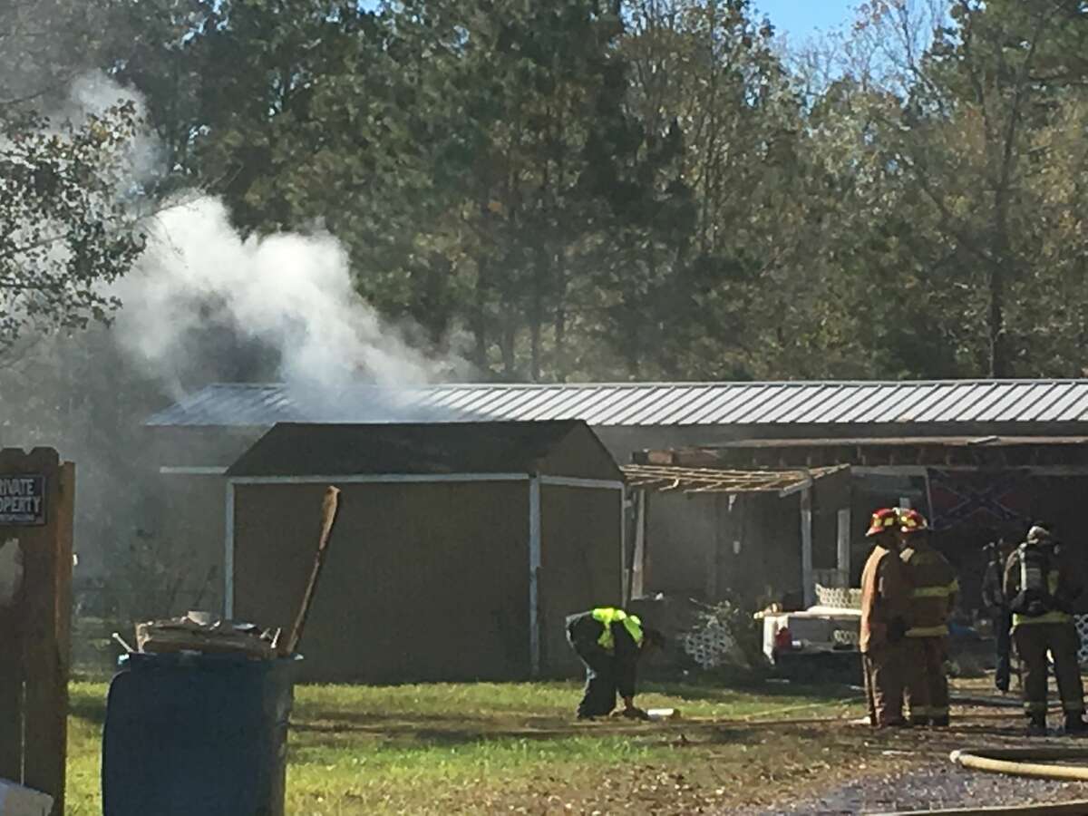 Dog dies in Vidor house fire