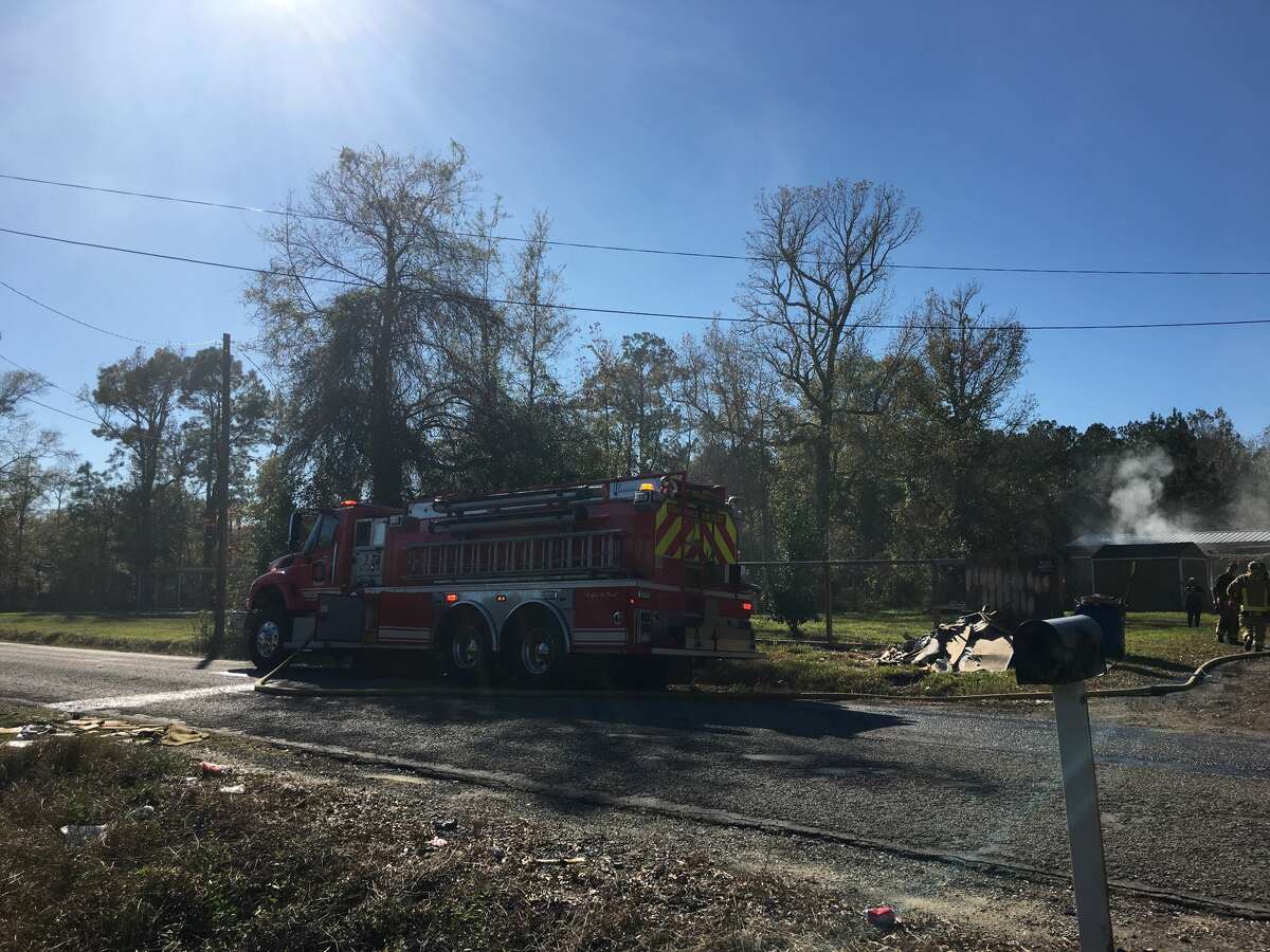 Dog dies in Vidor house fire