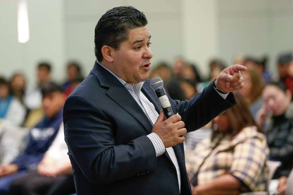 HISD Superintendent Richard Carranza speaks at the district's third Dream Summit, which helps students with college application and financial aid processes, at the Hattie Mae White Educational Support Center on  Dec. 9, 2017, in Houston. 