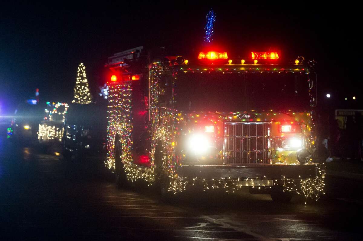 Auburn Christmas Parade of Lights 2017