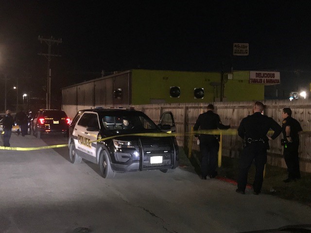 Police: Man robbed, shot at apartment complex on North Side