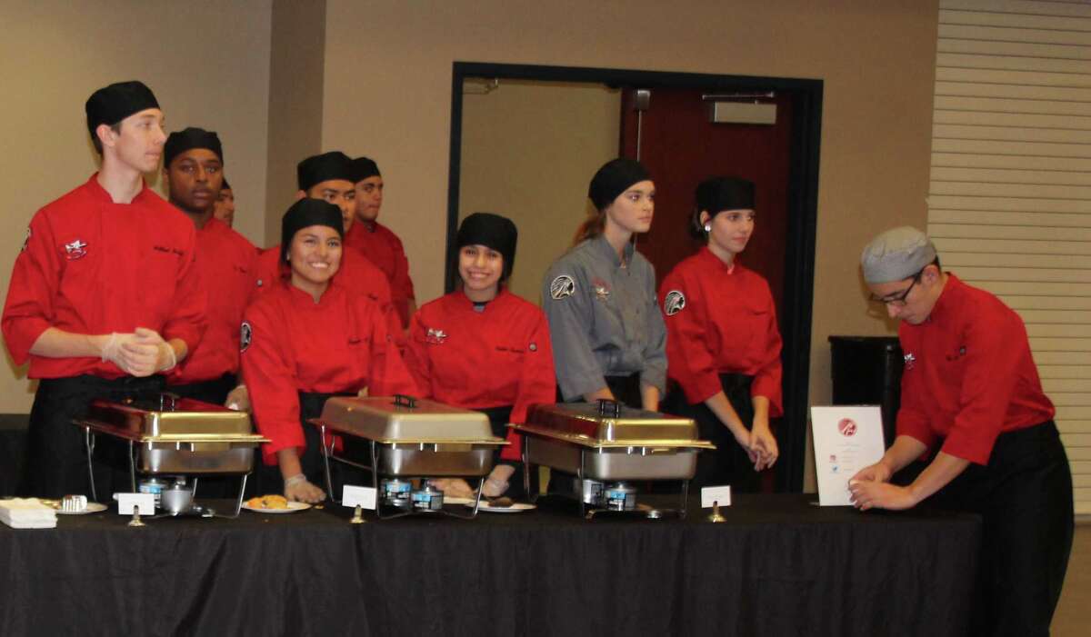 Cleveland Chamber celebrates Christmas season