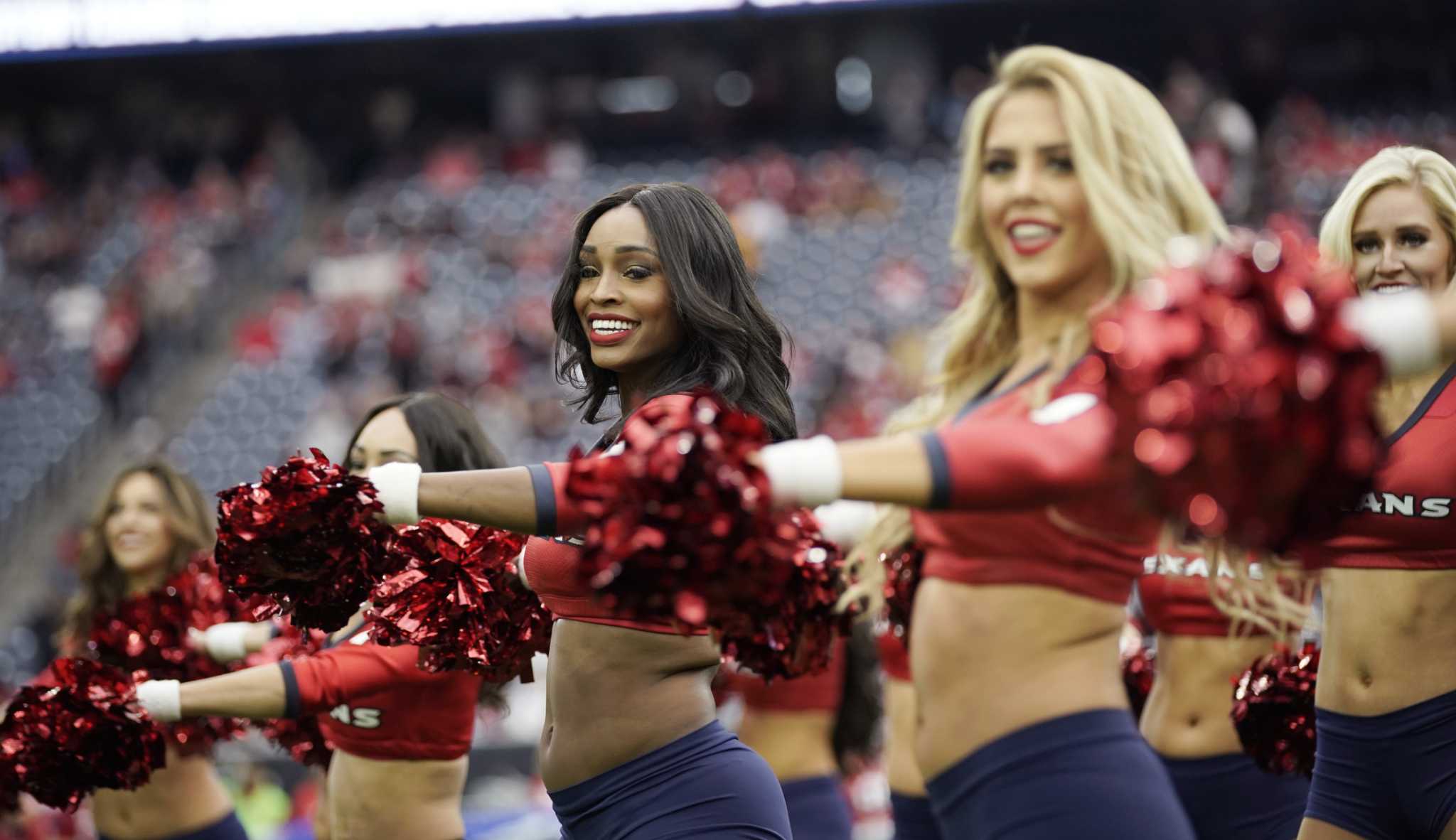 Simone Biles appears as guest Texans cheerleader