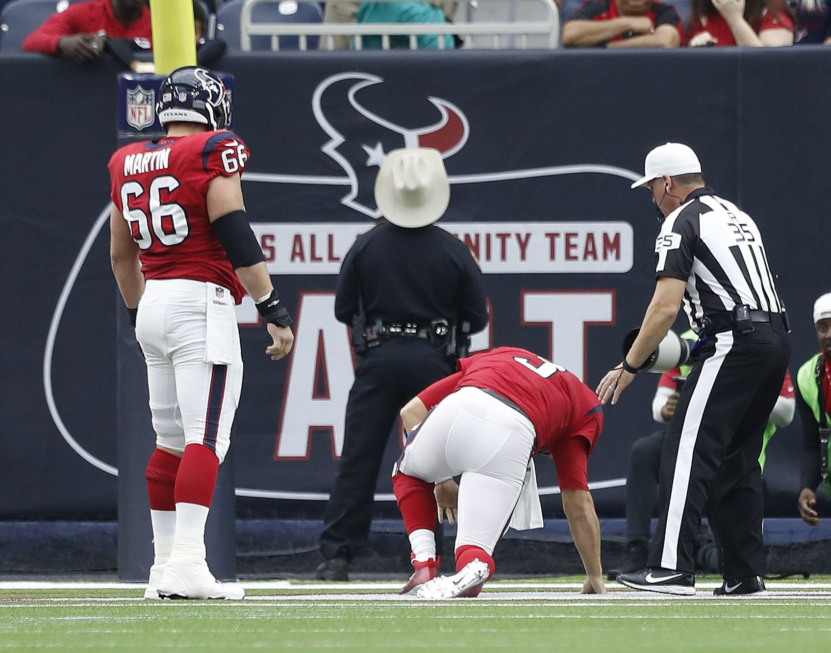 Texans lose meaningless game to Titans, Savage suffers concussion