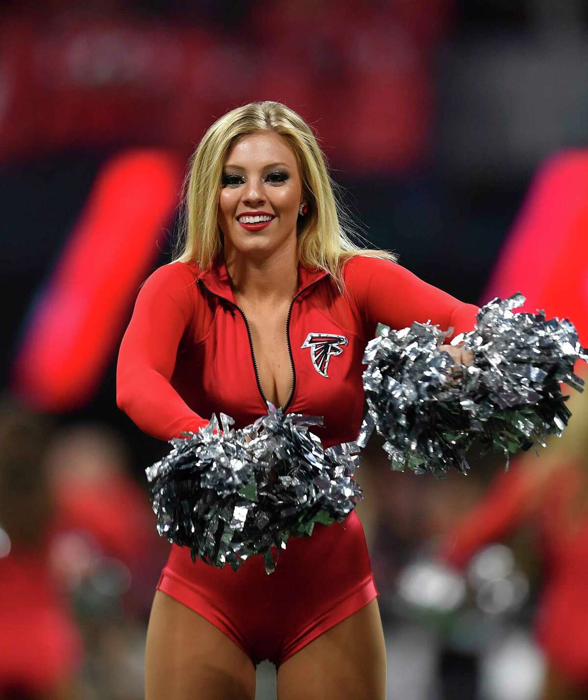 NFL cheerleaders from Week 14