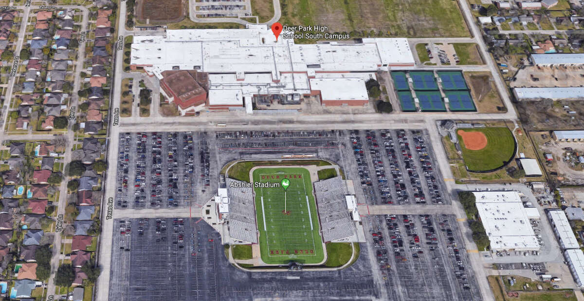 These are the largest high schools in Houston by student population