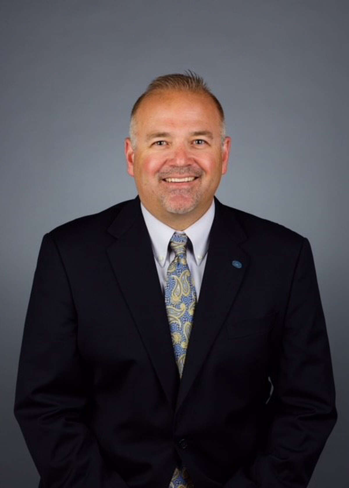 Chris Pezman named athletic director at UH