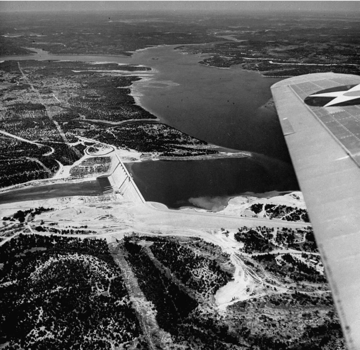 Historic photos of Austin show it was cool to live there before it was