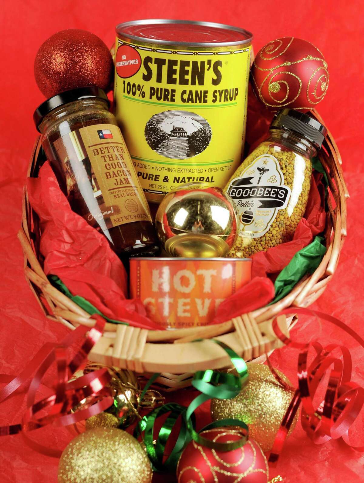 Lastminute DIY grocery gift baskets to save the day