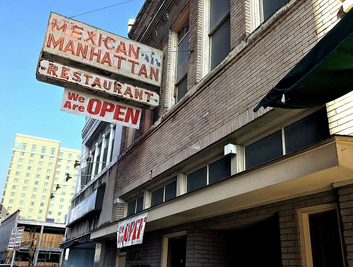 Viral Post Calls On Public To Support San Antonio Gem Mexican Manhattan Before It S A Memory