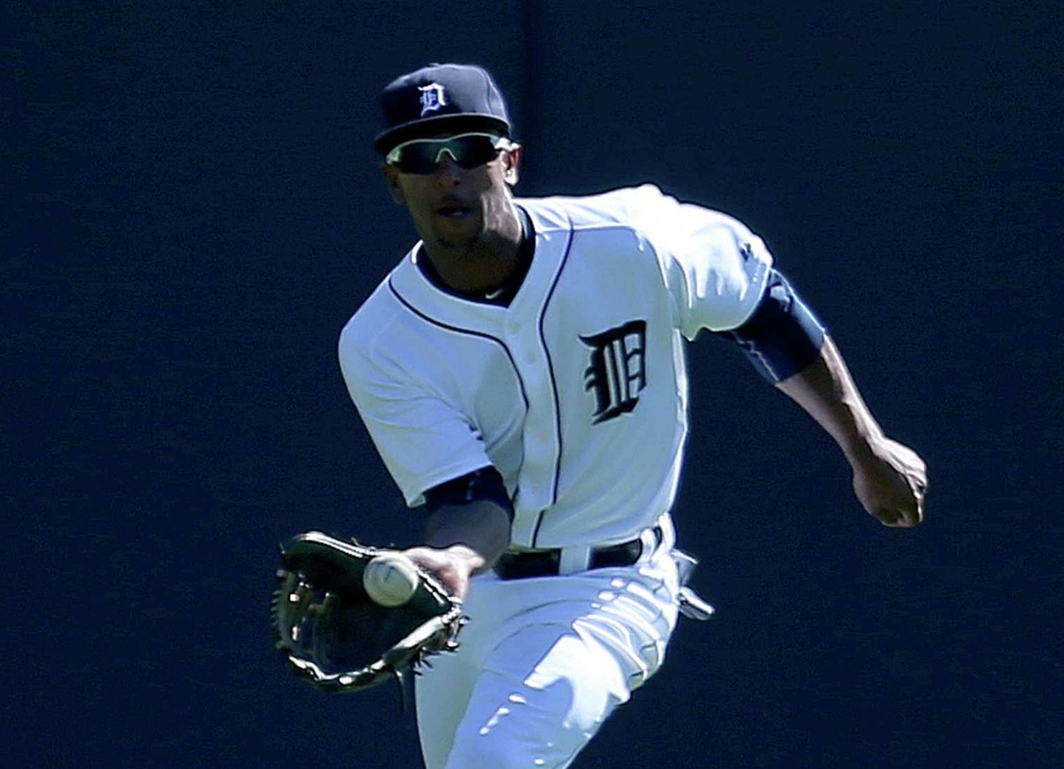 Detroit Tigers' Anthony Gose catches a fly ball hit by Chicago White Soxs' Alexei Ramirez during fifth inning action on Monday, Sept. 21, 2015, at Comerica Park in Detroit.